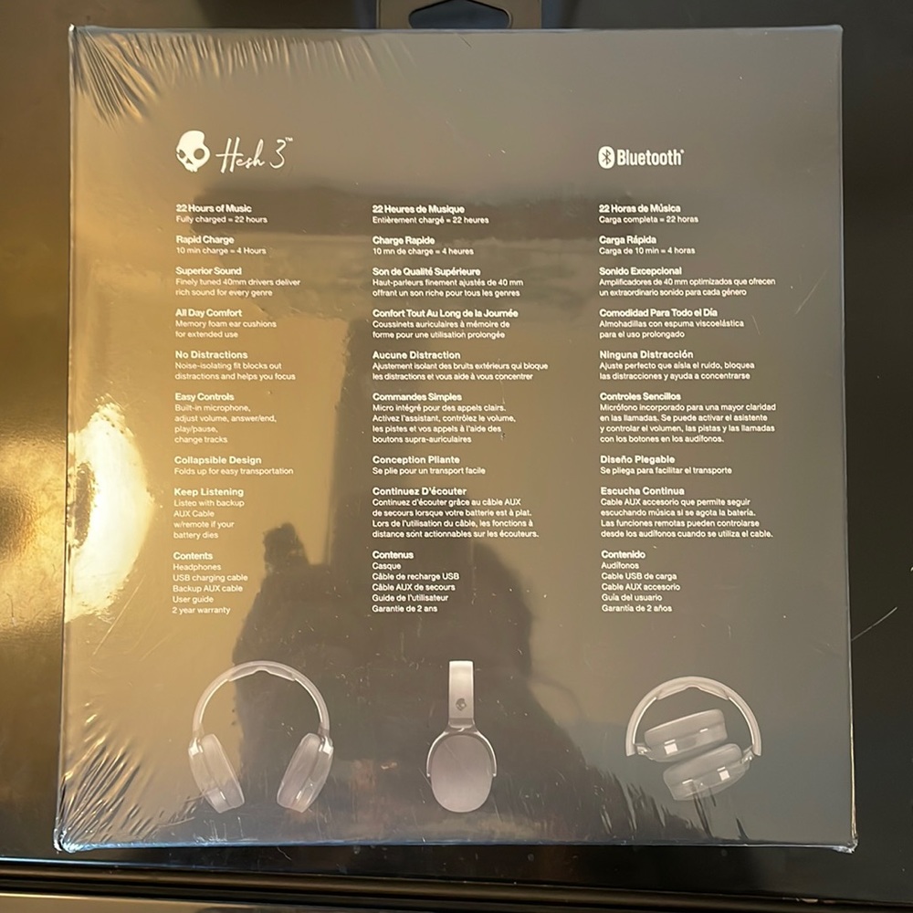 Skull Candy Hesh 3 head phones. New in box. Never used. Never opened